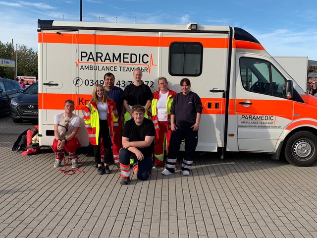 Das Paramedic Ambulance Team